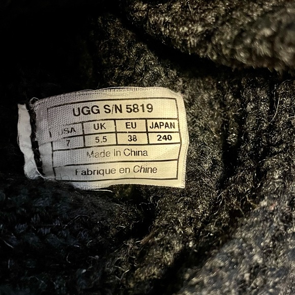 Ugg boots - Picture 5 of 6